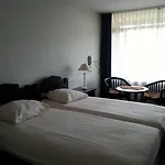 Hotel Hotel Den Helder 3*