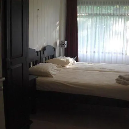 Hotel Den Helder فندق 3*